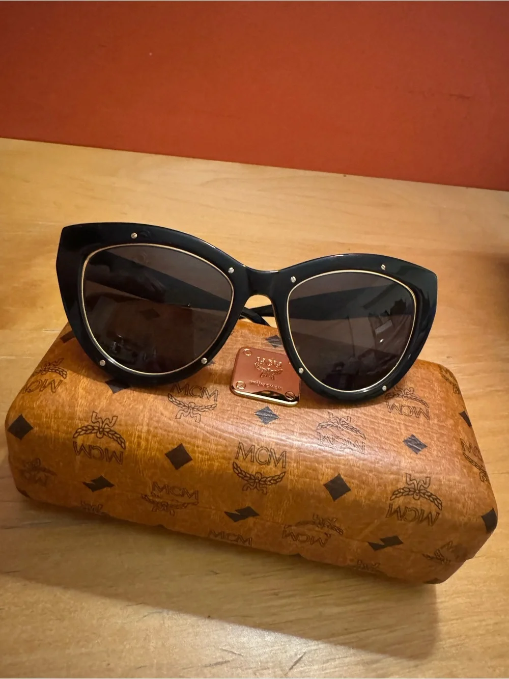 MCM 603S Women's Black & Gold Cat-Eye Sunglasses Set
